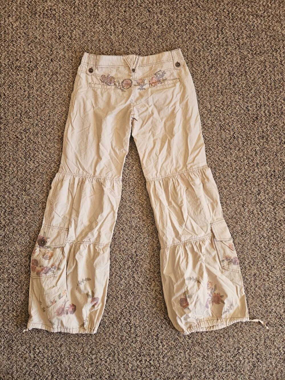 Vintage Butterfly Dropout Tiered Low Rise Flare Leg XS Festival ready - Picture 2 of 10
